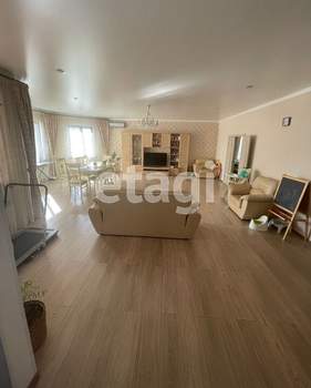 Дом 261м², 2-этажный, участок 5 сот.  