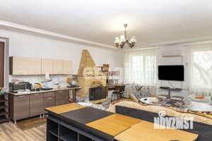 Дом 380м&sup2;, 3-этажный, участок 9 сот.  