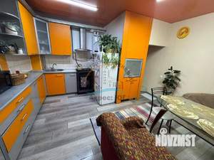 Дом 67м&sup2;, 3-этажный, участок 2 сот.  