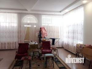 Дом 111м&sup2;, 2-этажный, участок 3 сот.  