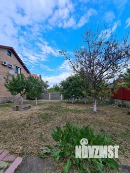 Дом 300м&sup2;, 2-этажный, участок 8 сот.  