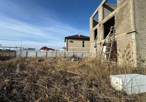 Дом 360м&sup2;, 3-этажный, участок 13 сот.  