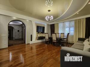 Дом 220м², 1-этажный, участок 10 сот.  