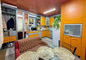 Дом 100м², 3-этажный, участок 1 сот.  