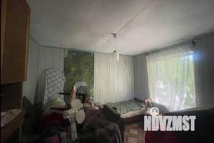 Дом 30м², 2-этажный, участок 5 сот.  
