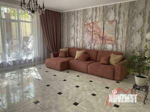 Дом 250м², 3-этажный, участок 4 сот.  