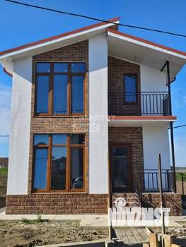 Коттедж 125м², 2-этажный, участок 8 сот.  
