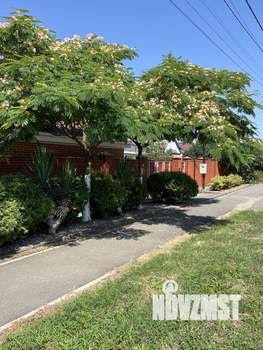 Дом 180м&sup2;, 1-этажный, участок 28 сот.  