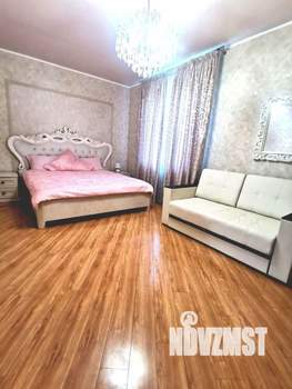 Дом 180м&sup2;, 2-этажный, участок 6 сот.  