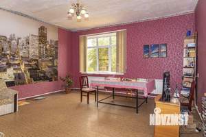 Дом 406м&sup2;, 3-этажный, участок 10 сот.  