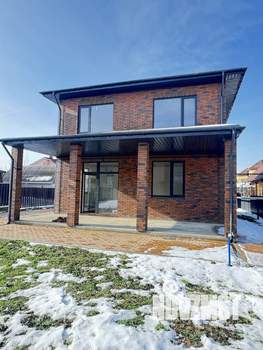 Дом 160м&sup2;, 2-этажный, участок 5 сот.  