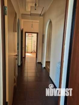 Дом 90м&sup2;, 2-этажный, участок 4 сот.  