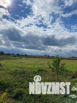 Дом 240м&sup2;, 2-этажный, участок 15 сот.  