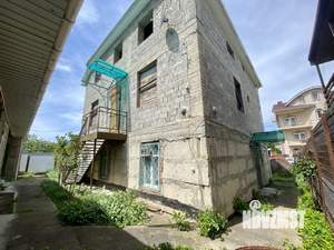 Дом 265м&sup2;, 2-этажный, участок 5 сот.  