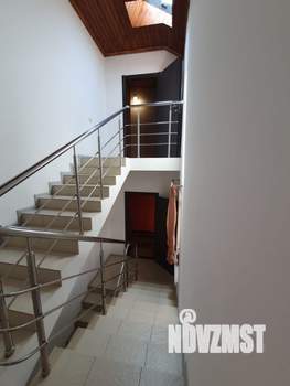 Дом 560м&sup2;, 4-этажный, участок 6 сот.  