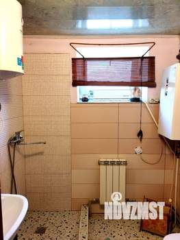 Дом 30м&sup2;, 2-этажный, участок 7 сот.  