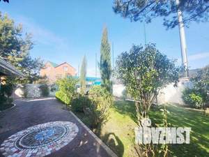 Дом 256м&sup2;, 2-этажный, участок 6 сот.  