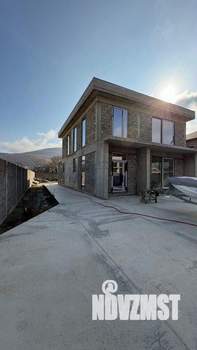 Дом 247м&sup2;, 2-этажный, участок 8 сот.  