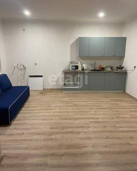 Дом 112м&sup2;, 2-этажный, участок 4 сот.  