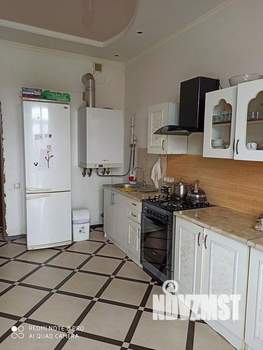 Дом 145м², 2-этажный, участок 4 сот.  