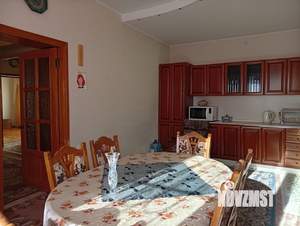 Дом 318м&sup2;, 2-этажный, участок 6 сот.  