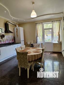 Дом 155м&sup2;, 2-этажный, участок 4 сот.  