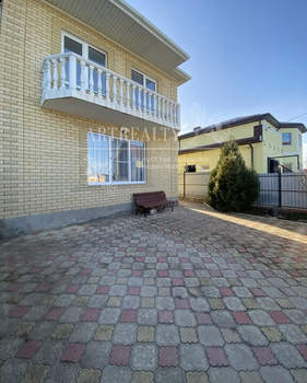 Дом 128м&sup2;, 2-этажный, участок 3 сот.  