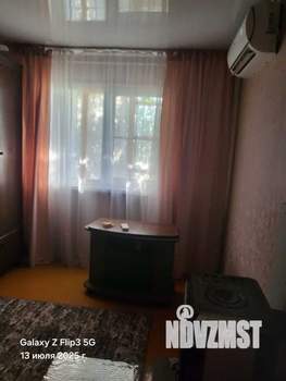 Дом 40м², 2-этажный, участок 6 сот.  