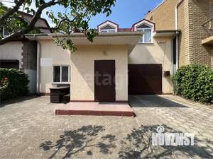 Дом 201м&sup2;, 2-этажный, участок 3 сот.  