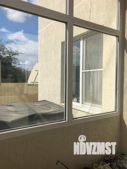 Дом 200м&sup2;, 2-этажный, участок 6 сот.  