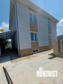 Дом 250м&sup2;, 3-этажный, участок 5 сот.  