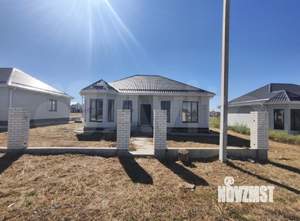 Дом 100м&sup2;, 1-этажный, участок 6 сот.  