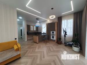 Дом 170м&sup2;, 2-этажный, участок 5 сот.  