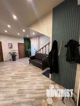 Дом 190м&sup2;, 2-этажный, участок 3 сот.  