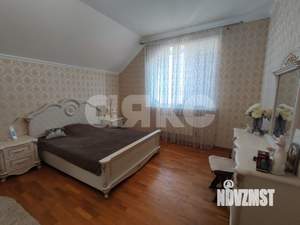 Дом 347м&sup2;, 2-этажный, участок 7 сот.  