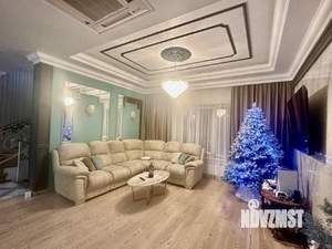 Дом 475м², 2-этажный, участок 10 сот.  