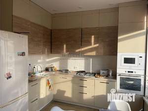 Дом 137м&sup2;, 2-этажный, участок 3 сот.  