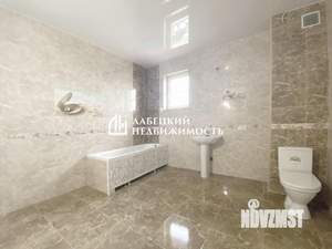 Дом 234м&sup2;, 2-этажный, участок 10 сот.  