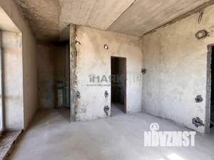 Дом 250м&sup2;, 3-этажный, участок 7 сот.  