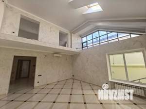 Дом 225м², 2-этажный, участок 7 сот.  