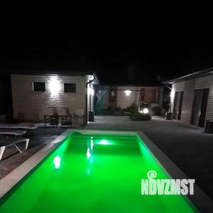 Коттедж 180м&sup2;, 1-этажный, участок 9 сот.  