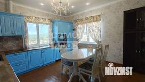 Дом 100м&sup2;, 2-этажный, участок 9 сот.  