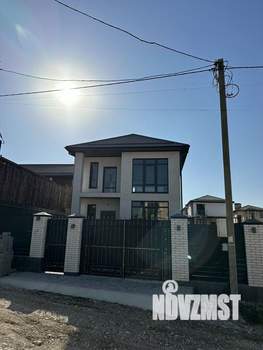 Дом 140м&sup2;, 2-этажный, участок 3 сот.  