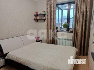 Дом 320м&sup2;, 1-этажный, участок 5 сот.  