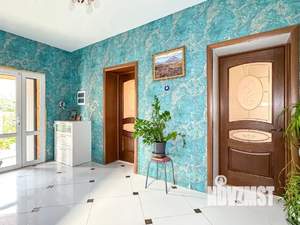 Дом 160м&sup2;, 2-этажный, участок 3 сот.  