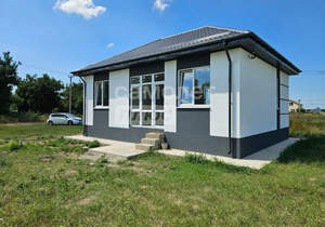 Дом 72м&sup2;, 1-этажный, участок 7 сот.  