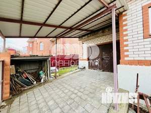 Дом 329м&sup2;, 2-этажный, участок 10 сот.  