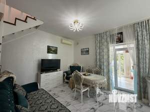 Дом 156м&sup2;, 2-этажный, участок 7 сот.  