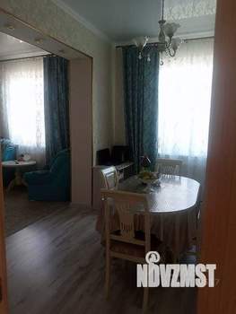 Дом 190м&sup2;, 2-этажный, участок 4 сот.  