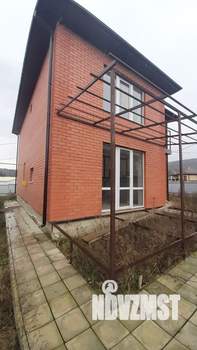 Дом 125м&sup2;, 2-этажный, участок 3 сот.  